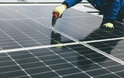 Pourquoi faire appel à un professionnel pour un Nettoyage de panneaux solaires à Genève ?