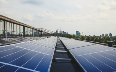 Pourquoi la pluie ne remplace-t-elle pas le Nettoyage de panneaux solaires à Genève ?