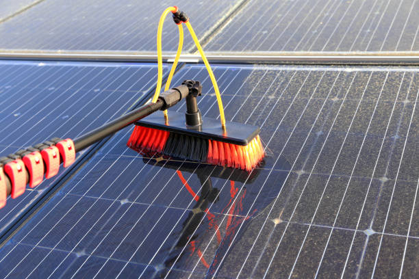 Pourquoi intégrer le Nettoyage de panneaux solaires à Genève dans un contrat d&rsquo;entretien ?